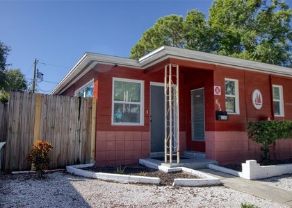 634 15 Avenue S - Photo 1