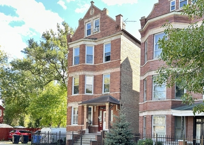 2713 W 16th Street - Photo 1
