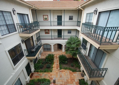 1908 San Antonio St - Photo 1