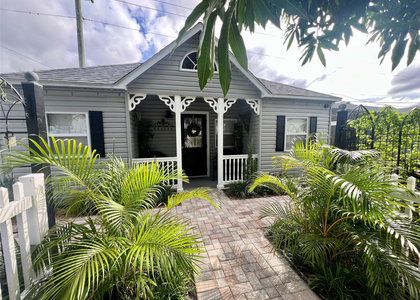 12 Sw 6th Street - Photo 1