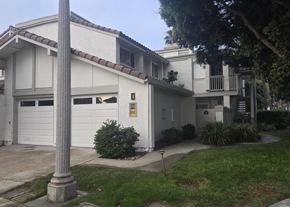 101 Kingston Court West - Photo 1