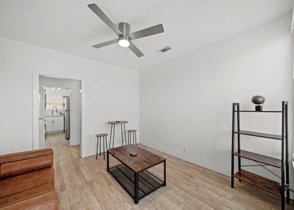 701 28th Street - Photo 1