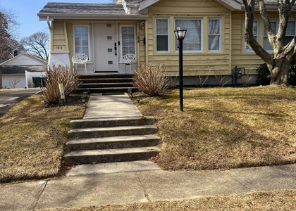184 Ridgewood Avenue - Photo 1