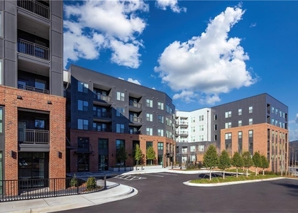 50 Executive Park S - Photo 1