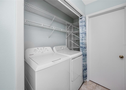 1303 S Moody Avenue - Photo 1