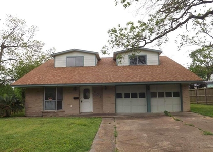501 S Holmes Street - Photo 1