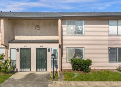 4025 Billingsgate Road - Photo 1