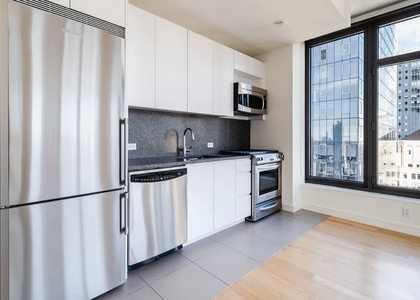 300 East 39th Street, Unit Phg - Photo 1