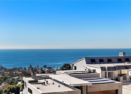 1050 Skyline - Photo 1