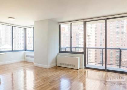 W 48th St - Photo 1
