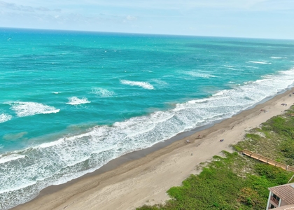 1555 Ne Ocean Boulevard - Photo 1