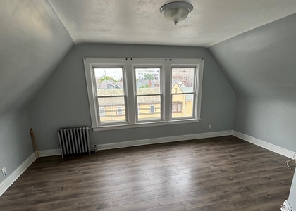 624 East 26th Street - Photo 1