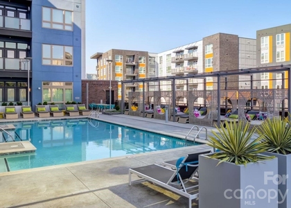 650 E Brooklyn Village Avenue - Photo 1