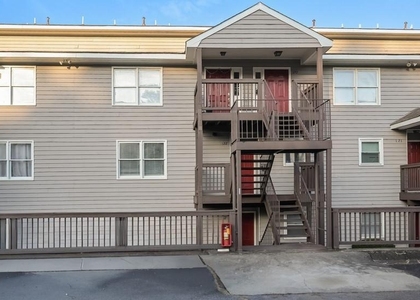 2505 W Broad Street - Photo 1