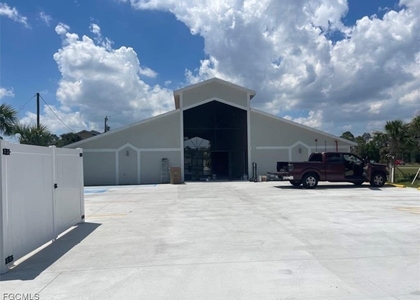 621 Joel Boulevard - Photo 1