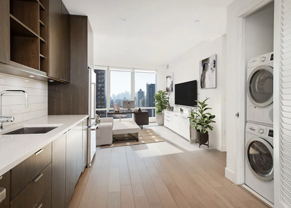 225 East 39th Street, Unit 28c - Photo 1