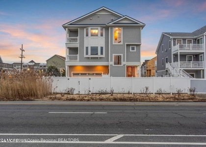 443 N Highway 35 - Photo 1