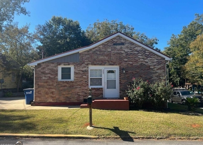 285 Savannah Avenue - Photo 1