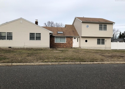8 Dwight Drive - Photo 1