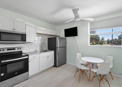 670 Hernando Street - Photo 1