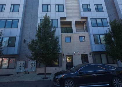 3404 W Commissioner Street - Photo 1
