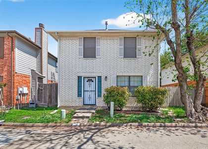 8617 Mapletwist Street - Photo 1