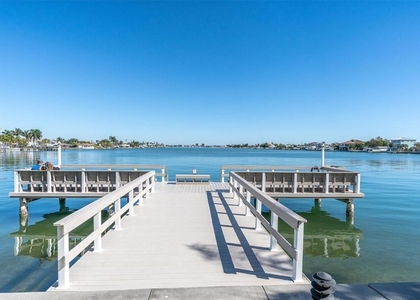 5575 Gulf Boulevard - Photo 1