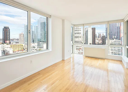 West 36th Street - Photo 1
