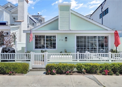 216 Collins - Photo 1