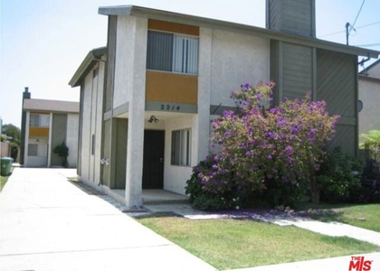 2214 Dufour Avenue - Photo 1