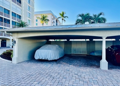 2750 Gulf Shore Boulevard N - Photo 1