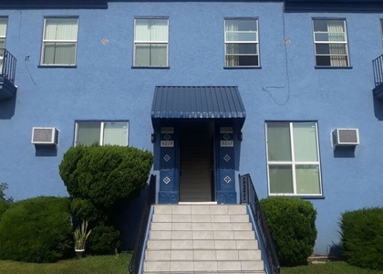 5017 Crenshaw Boulevard - Photo 1