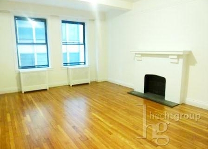 West 55th Street And 7th Avenu - Photo 1