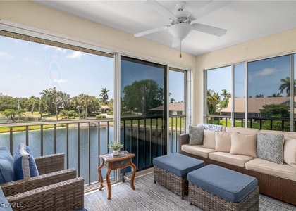 105 Georgetown Boulevard - Photo 1