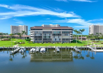 601 Seaview Court - Photo 1