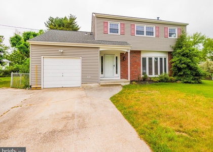 300 Macclelland Avenue - Photo 1
