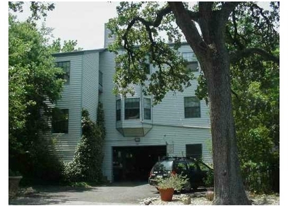 303 W 35th St - Photo 1