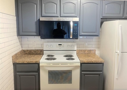 3025 Se 55th Avenue - Photo 1