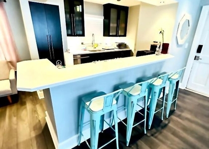 2424 Ne 9th Street - Photo 1