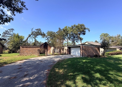 1607 Chestnut Ridge Road - Photo 1