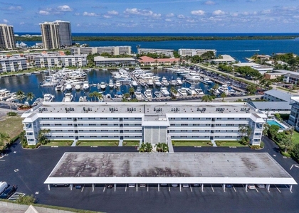 907 Marina Drive - Photo 1