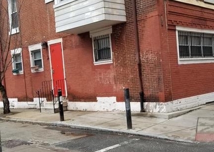 1120 Locust Street - Photo 1