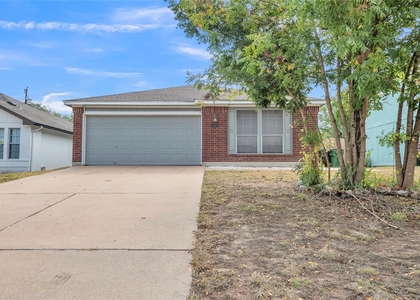 1507 Hollow Tree Blvd - Photo 1