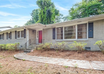 1973 Desmond Drive - Photo 1