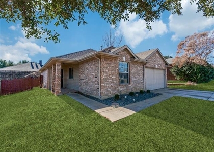 1305 Greenbriar Lane - Photo 1