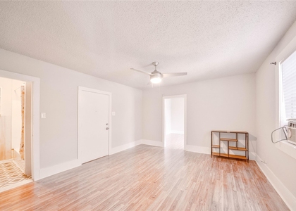 315 8th Ave N - Photo 1