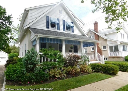 2005 5th Avenue - Photo 1