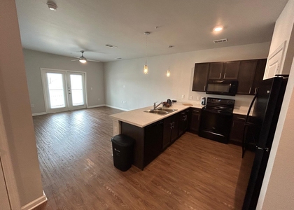 2136 W 34th St - Photo 1