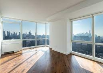 9th ave - Photo 1