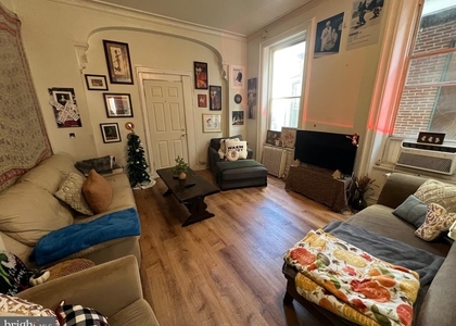 1709 W Montgomery Avenue - Photo 1